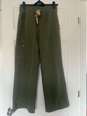 Figs Isabel wide leg Scrub Pants Moss SP